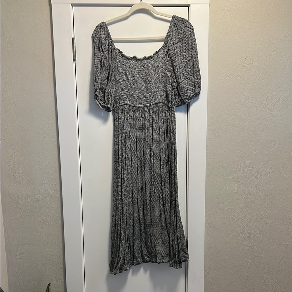 Carly Jean Los Angeles Black Ruffled Midi Sundress